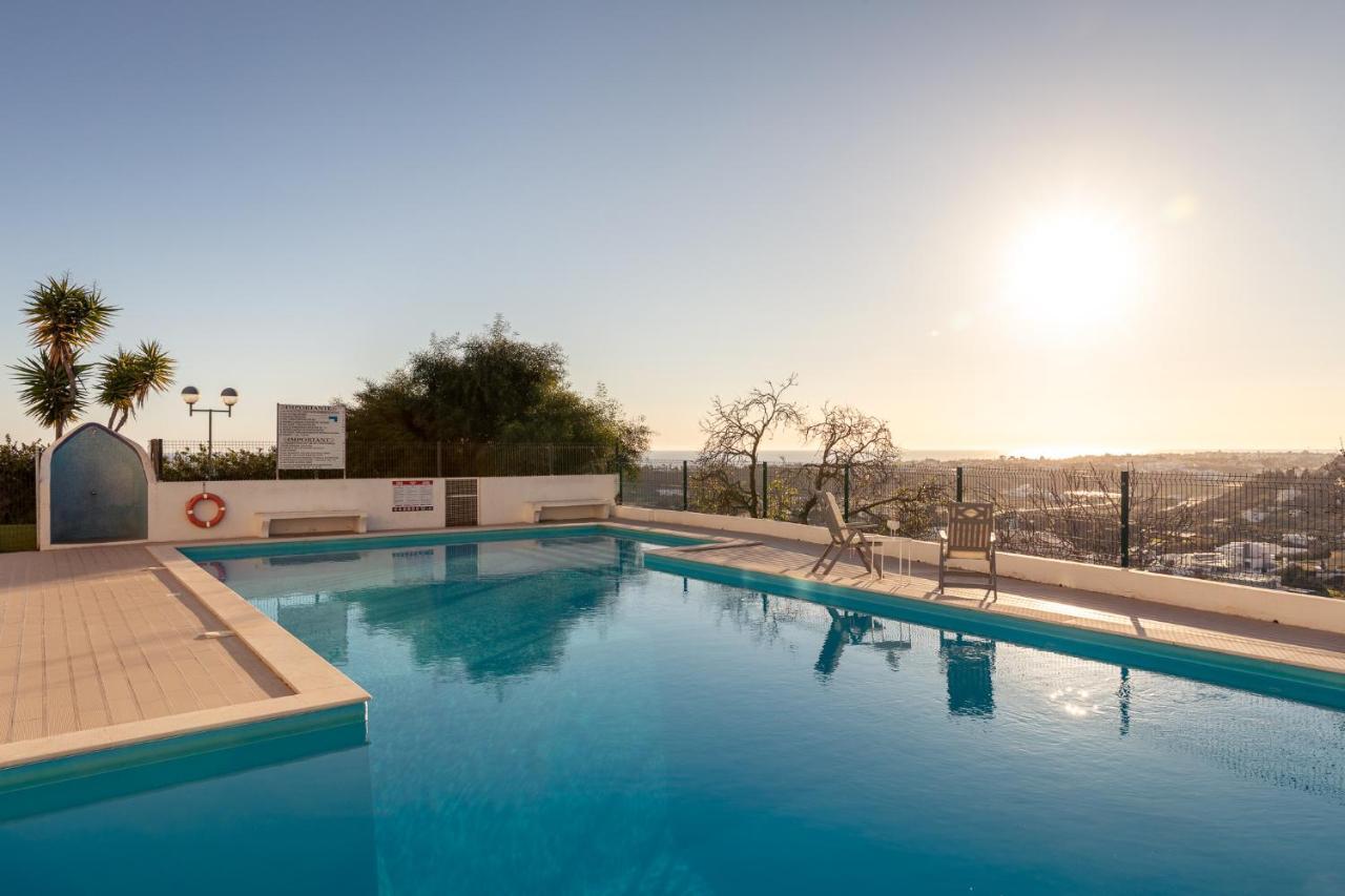 Apartamento Sunset On The Sea Albufeira Bagian luar foto